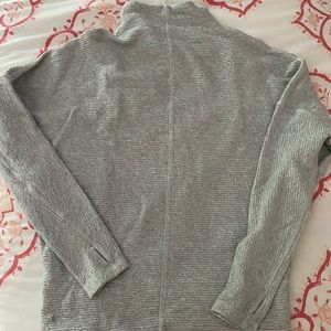 Lululemon Women’s Sweater (S)